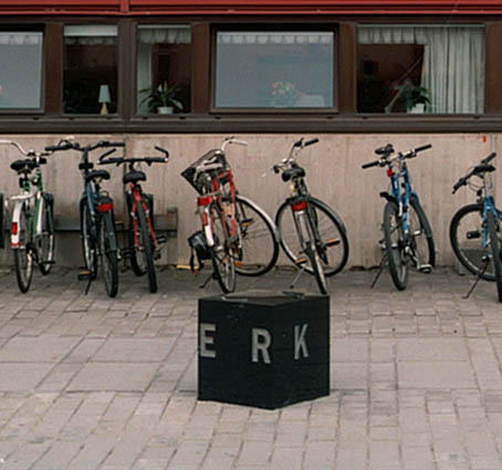 I morgon kommer något underbart att hända! Linköping University public art installation