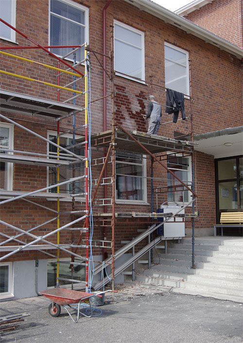 Jan Svenungsson - Ronny Murare arbetar på 